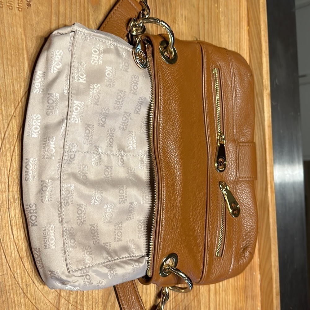 Michael Kors purse. Camel color. Beautiful - Picture 9 of 13